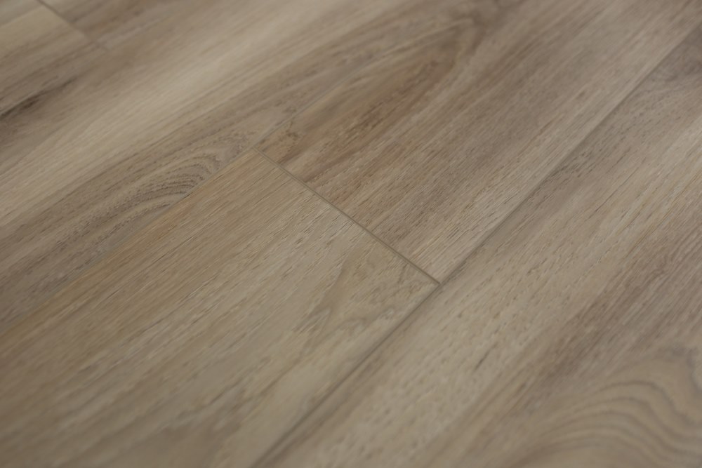 Замковая ПВХ плитка "Art Tile" Клён Фог (1220*152*5 мм) — купить в Чите