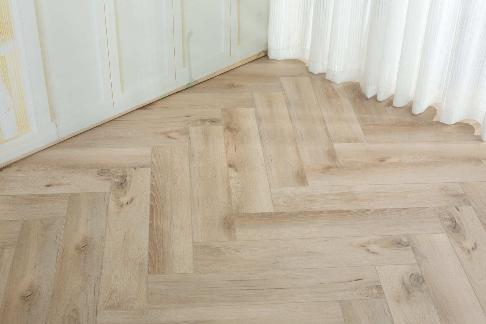 Плитка SPC "OneFloor" 3009 А,В  ЁЛКА (640*128*4 мм) — купить в Чите