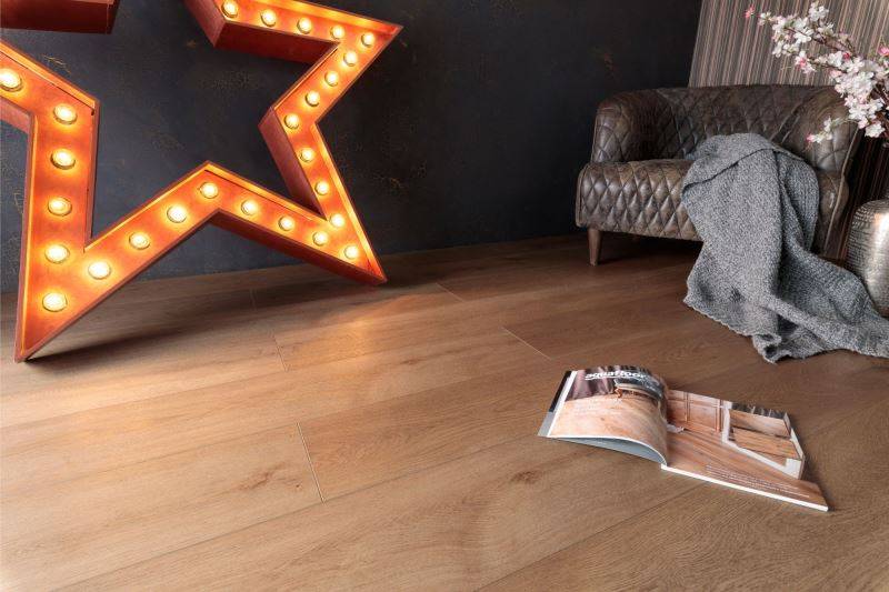 Замковая ПВХ плитка "Aquafloor" AF8024XXL (1800*228*8 мм) — купить в Чите