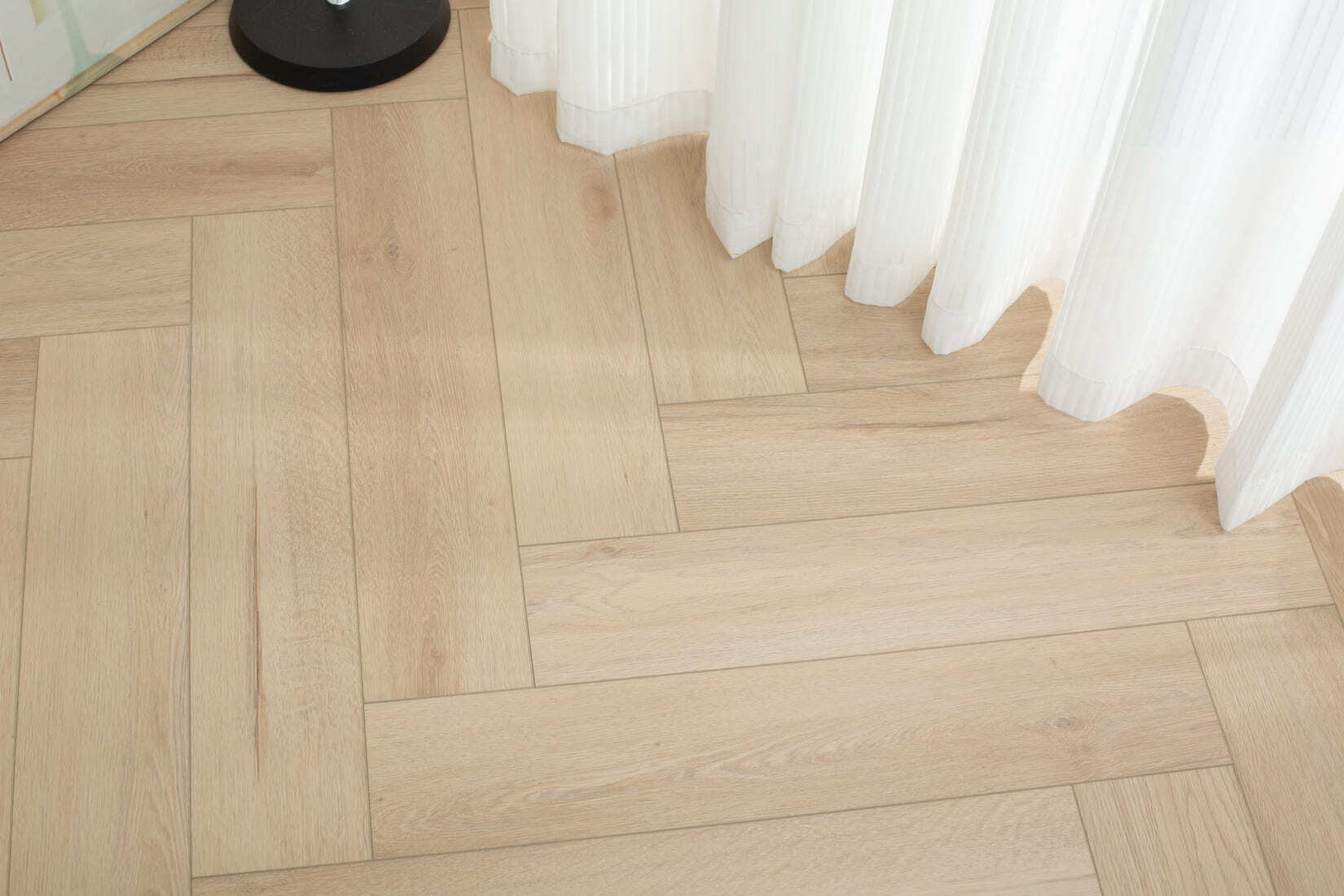 Плитка SPC "OneFloor" 3032 А,В  ЁЛКА (640*128*4 мм) — купить в Чите