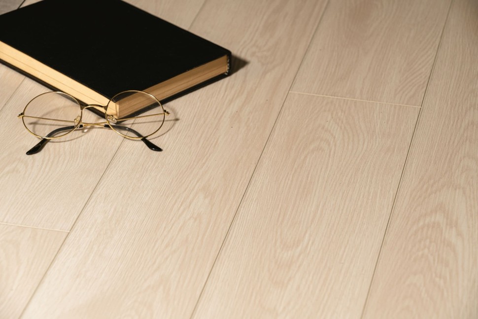 Виниловый ламинат "Bonkeel" Style Дуб Фокси (1200*125*4 мм) — купить в Чите