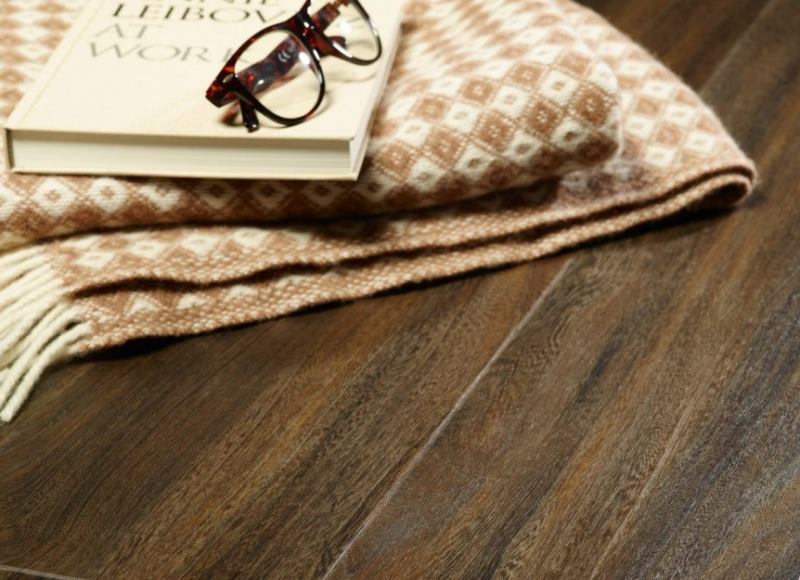 Линолеум бытовой "IVC" Woodlike Edgewood W48 (4м) — купить в Чите