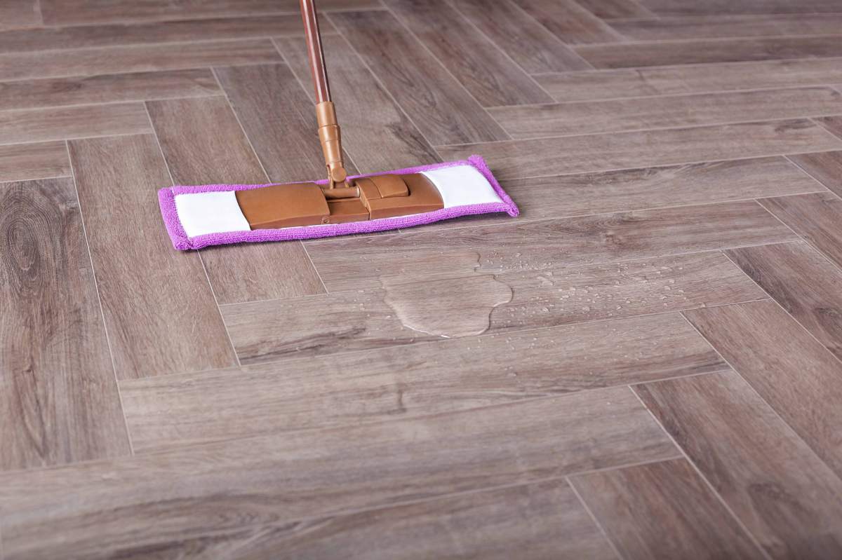 Замковая ПВХ плитка "Aberhof" Carmelita 1862 (615*123*5 мм) — купить в Чите