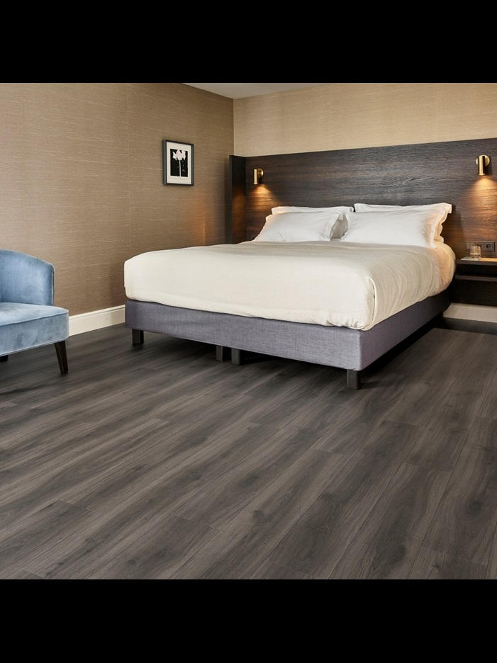 Замковая ПВХ плитка Tradition Oak 890 (1251*189*5 мм) — купить в Чите