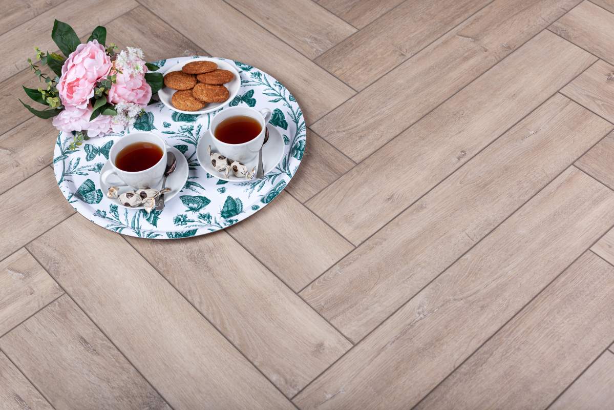 Замковая ПВХ плитка "Aberhof" Carmelita 0532 (615*123*5 мм) — купить в Чите