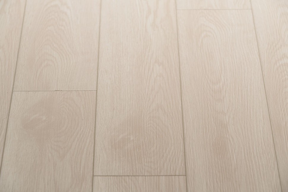 Виниловый ламинат "Bonkeel" Style Дуб Фокси (1200*125*4 мм) — купить в Чите