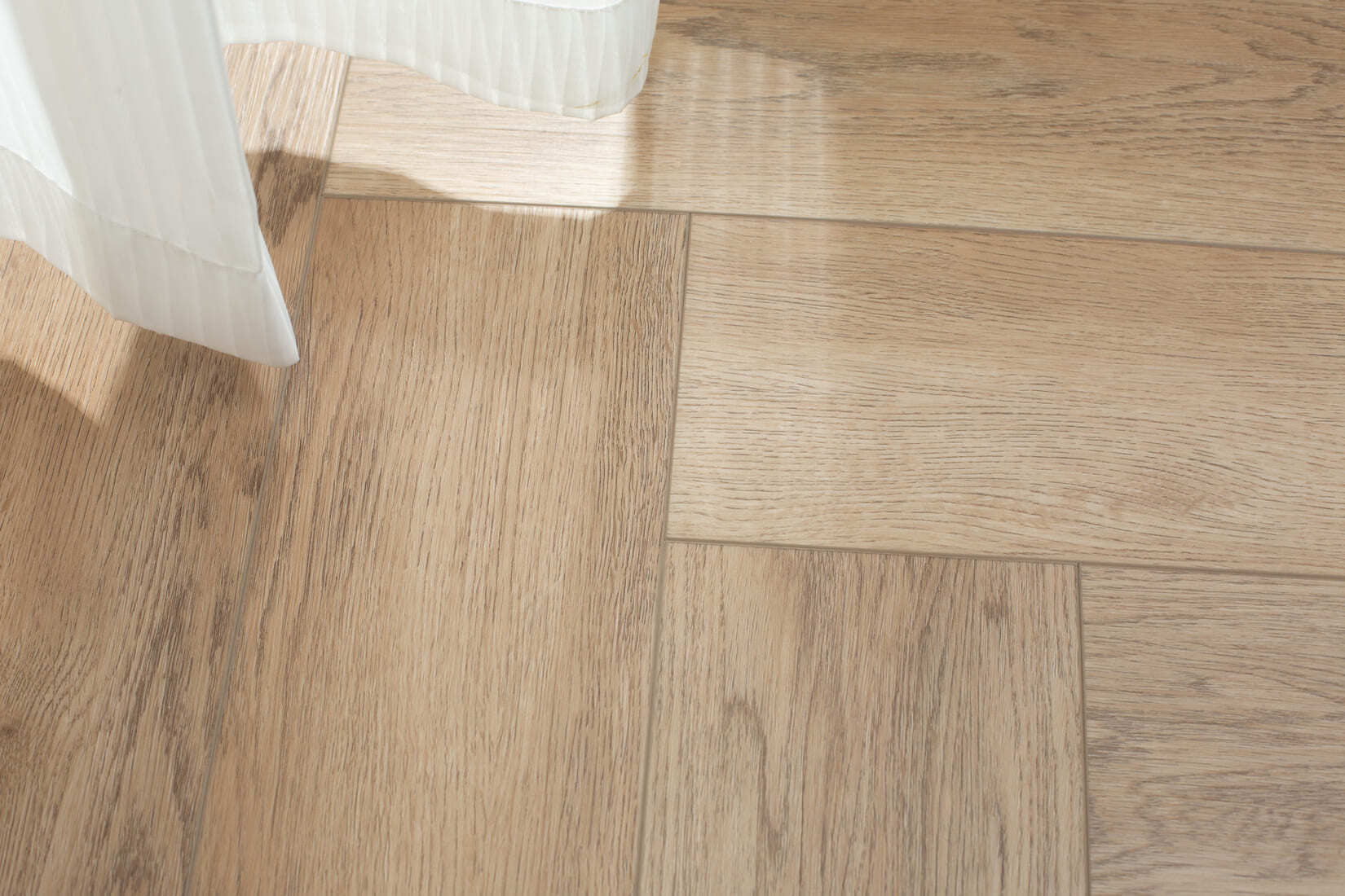 Плитка SPC "OneFloor" 3028 А,В  ЁЛКА (640*128*4 мм) — купить в Чите