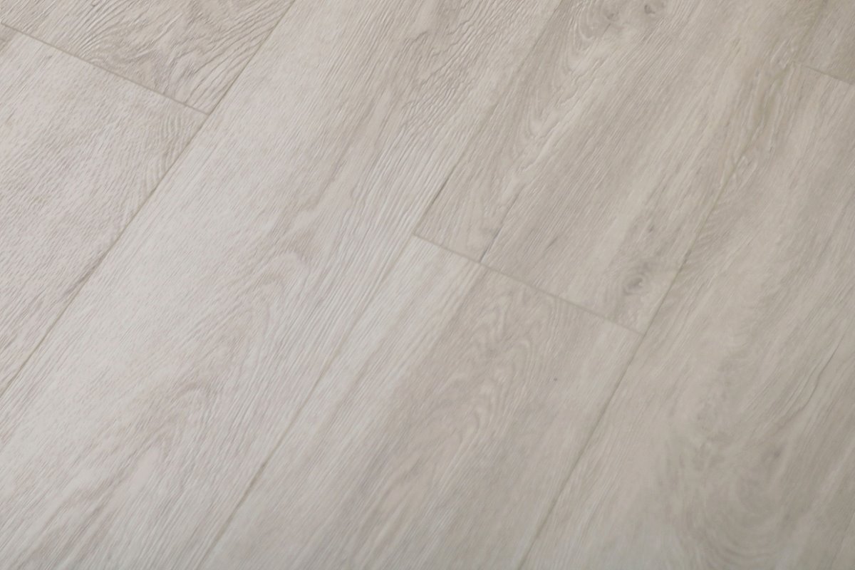 SPC ламинат "Profield" Дуб Кьявари (1220*184*4 мм) — купить в Чите